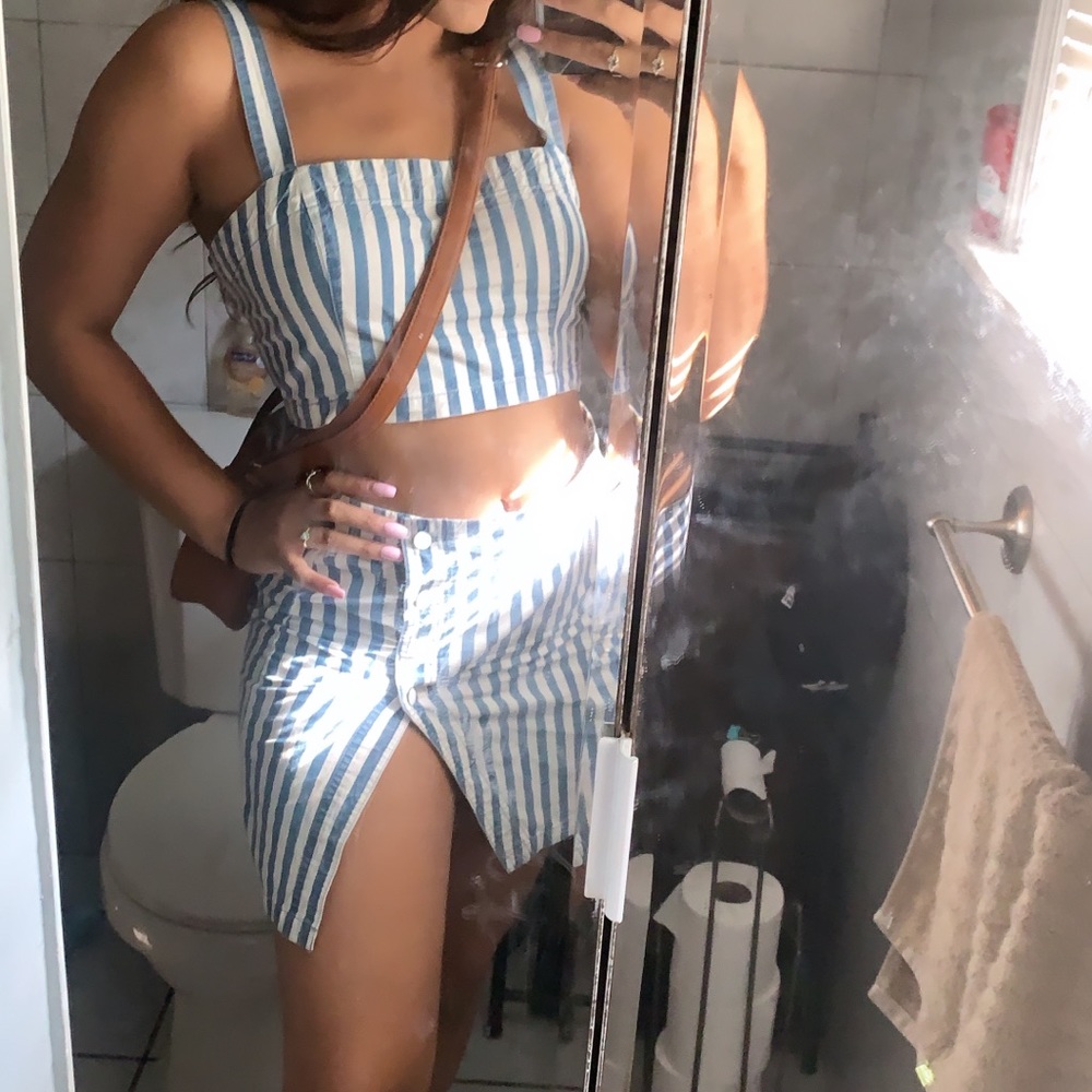 Two piece skirt set